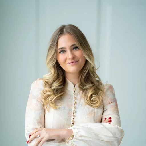 Camille Moore Branding 010 1